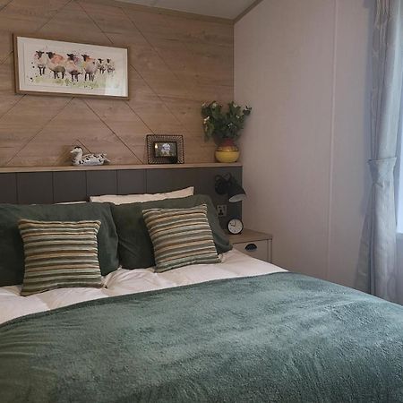 Honeycomb Lodge - Holiday Home 5 Min From Padstow Eksteriør bilde